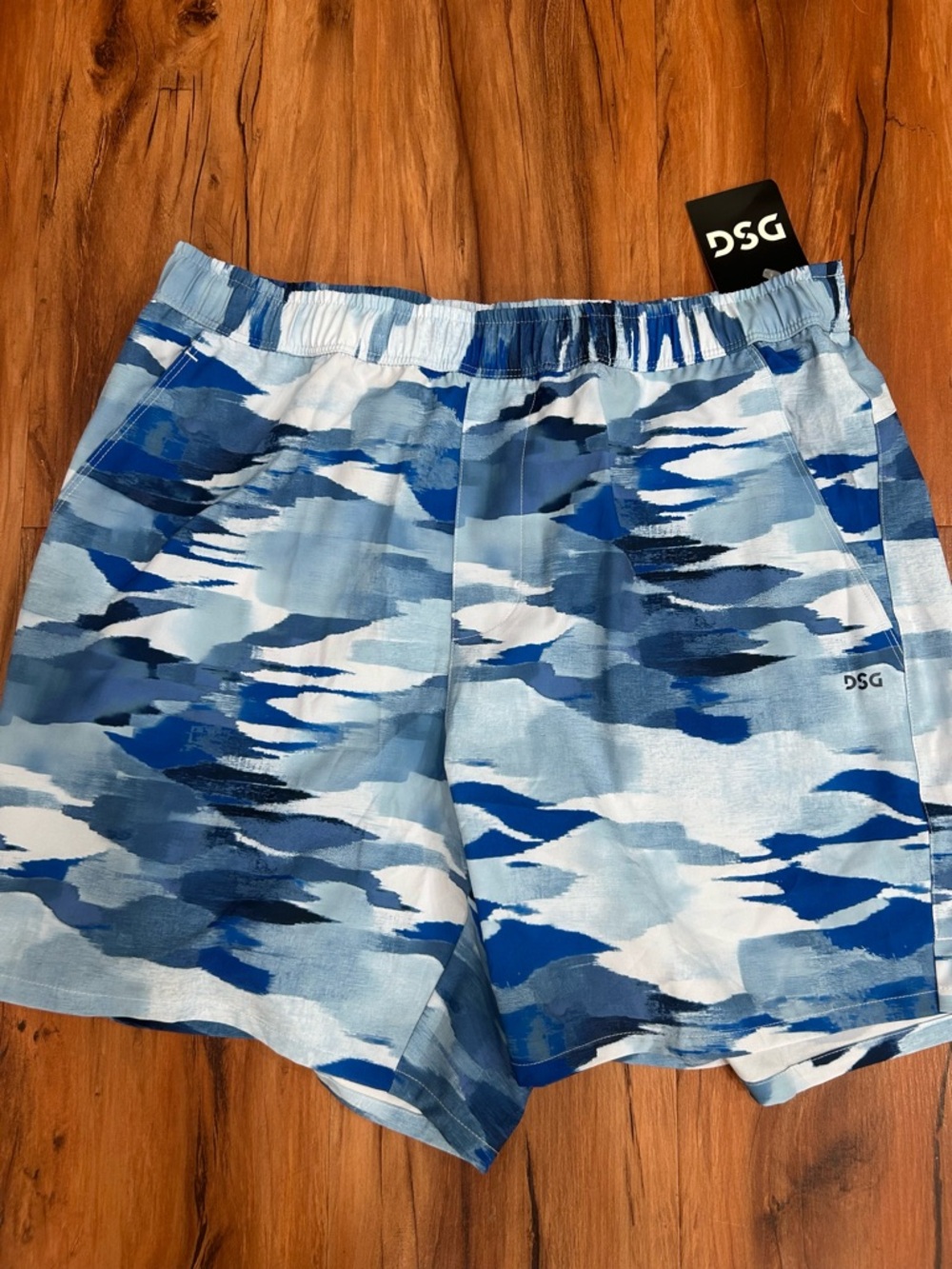 DSG Men's Agility Woven Shorts